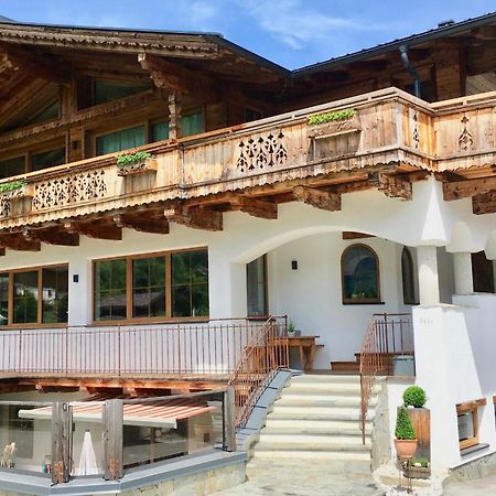Appartements "Da Zillertaler Und Die Geigerin" Mayrhofen Eksteriør bilde