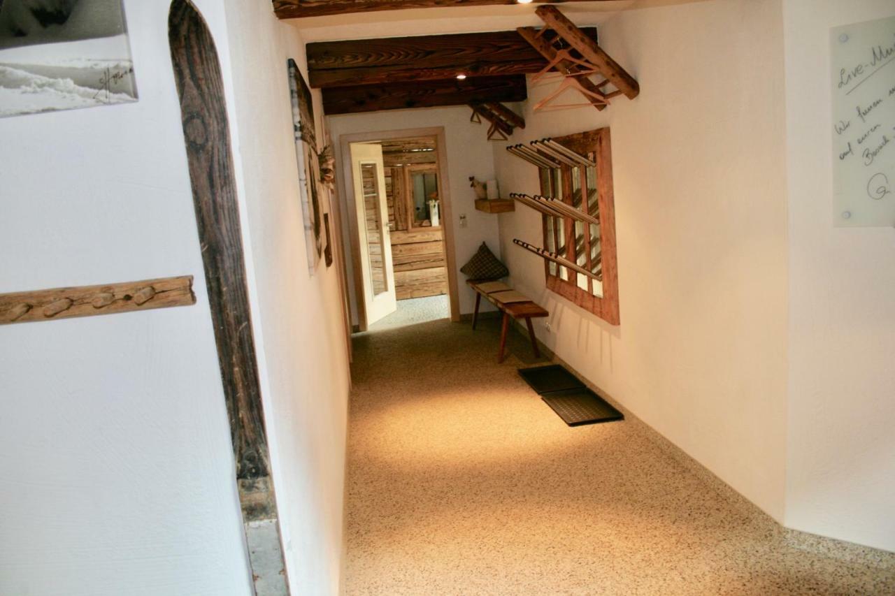 Appartements "Da Zillertaler Und Die Geigerin" Mayrhofen Eksteriør bilde